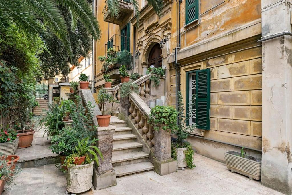 Walking To Trastevere Di Marialaura Aragno Roma Ngoại thất bức ảnh